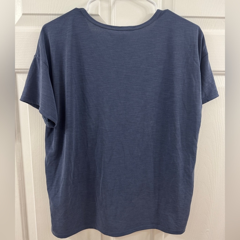 Green Envelope women’s Blue Shirt - Picture 5 of 5